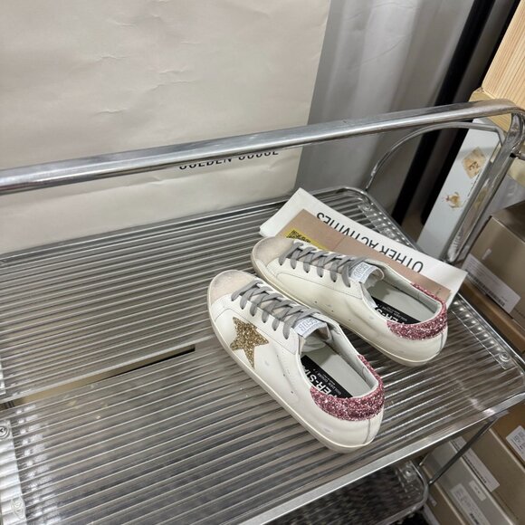 Golden Goose sneakers - Picture 8 of 9